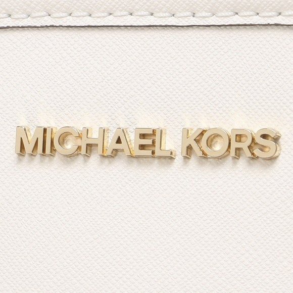 Michael Kors- Saffiano Leather - Picture 7 of 7
